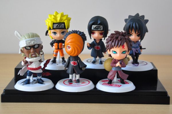 Action Figures Naruto para decoração.